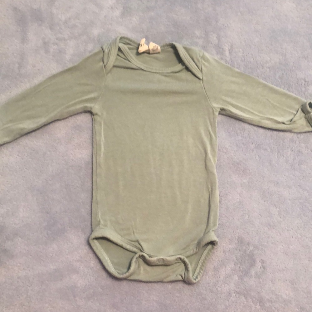 Kyte unisex onesie